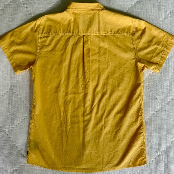 EUC Brixton Short Sleeve Garment-Dyed Cotton Button-Up Shirt – XL Mustard Yellow - Picture 6 of 12